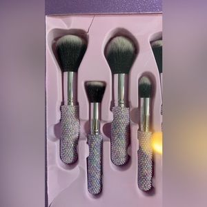 Glitz & Glam 26 piece makeup brush set
